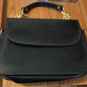 Sasha 1996 Vintage Black With Gold Horse Head Handle Has 4 Pockets